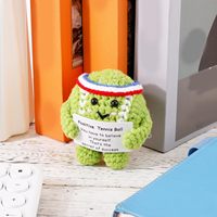 Peluche de balle de tennis en crochet motif dessin animé avec carte de message positif, cadeau sportif, décoration de bureau en fil de laine fait main pour athlètes et amis
