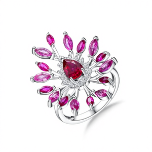 Anillo de Zafiro Blanco Sintético con Incrustaciones de Jade y Corindón Rojo de la Serie Counterattack, Joyería Vintage - Product Image 1