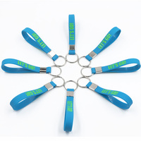 Cadeau d'entreprise, porte-clés en silicone, logo personnalisé, bracelet en caoutchouc souple, porte-clés, article promotionnel pour conférence d'entreprise