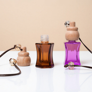 Toptan Fiyatlı Boş Araba Parfümü Asma Şişeleri Özelleştirilmiş Araba Difüzör Parfüm Şişesi 10ml Araba Parfümü Asma Şişesi - Product Image 1
