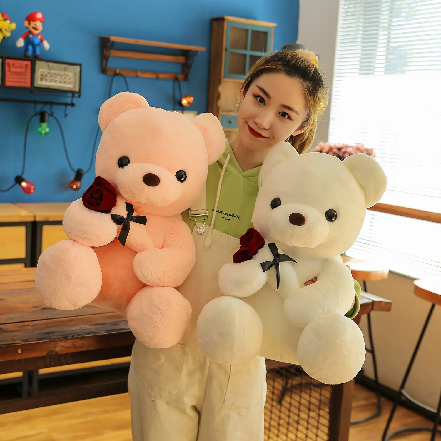 Mainan boneka hewan beruang Teddy lucu, untuk anak perempuan beruang mainan mewah dengan mawar hadiah Hari Valentine mainan mewah beruang Teddy