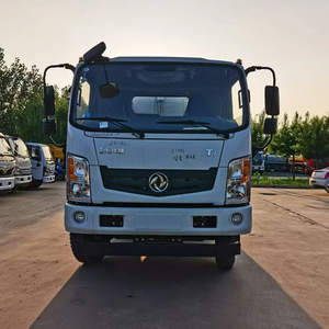Il camion di aspirazione del serbatoio settico con una capacità di 5 metri cubici per il trasporto delle <span class=keywords><strong>feci</strong></span> e delle acque reflue ha una grande capacità di carico - Product Image 4