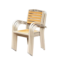 Ensemble table et chaises de salle à manger Wuchuan en alliage d'aluminium anti-corrosion, design minimaliste moderne, avec coussins imperméables
