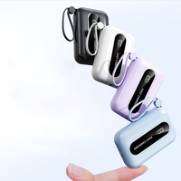 Batterie externe portable mini haute qualité avec écran LCD, 10000 mAh, câbles intégrés, chargeur de téléphone avec cordon – Prix usine
