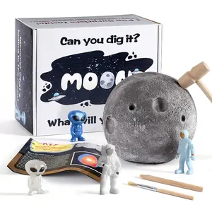 Diskon pabrik Planet penggalian bulan astronot bulan menggali mainan harta karun Kit pendidikan menggali kotak buta Set mainan untuk anak-anak