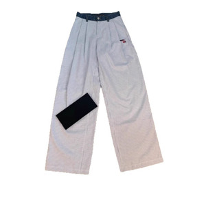 Pantaloni Casual Larghi in Denim Lavato con Inserti a Righe per Primavera Estate 2025 - Product Image 3