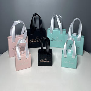 Mode Sieraden Verpakking Papier Glijdende Lade Doos Ketting Oorbel Armband Ring Doos Aangepaste Sieraden Doos Met Lint Handvat - Product Image 1