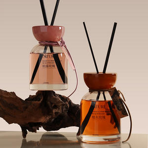 <span class=keywords><strong>Diffuseur</strong></span> d'aromathérapie sans flamme 200 ml Bois de Santal et Rose, désodorisant d'ambiance aux huiles essentielles pour hôtel et maison, <span class=keywords><strong>parfum</strong></span> de luxe longue durée, cadeau - Product Image 1