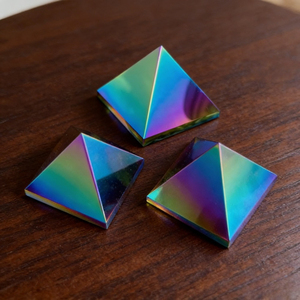 Venta al por Mayor de Pirámides de Obsidiana Estilo Bohemio, Tallado en Piedra de Cristal Natural para Decoración del Hogar y Regalos Navideños - Product Image 4