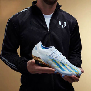 Nuove <span class=keywords><strong>Scarpe</strong></span> da <span class=keywords><strong>Calcio</strong></span> Professionali Unisex Leggere per Terreni Duri <span class=keywords><strong>con</strong></span> Tomaia Sintetica e Suola in Gomma per Allenamento Primavera-Autunno OEM - Product Image 1