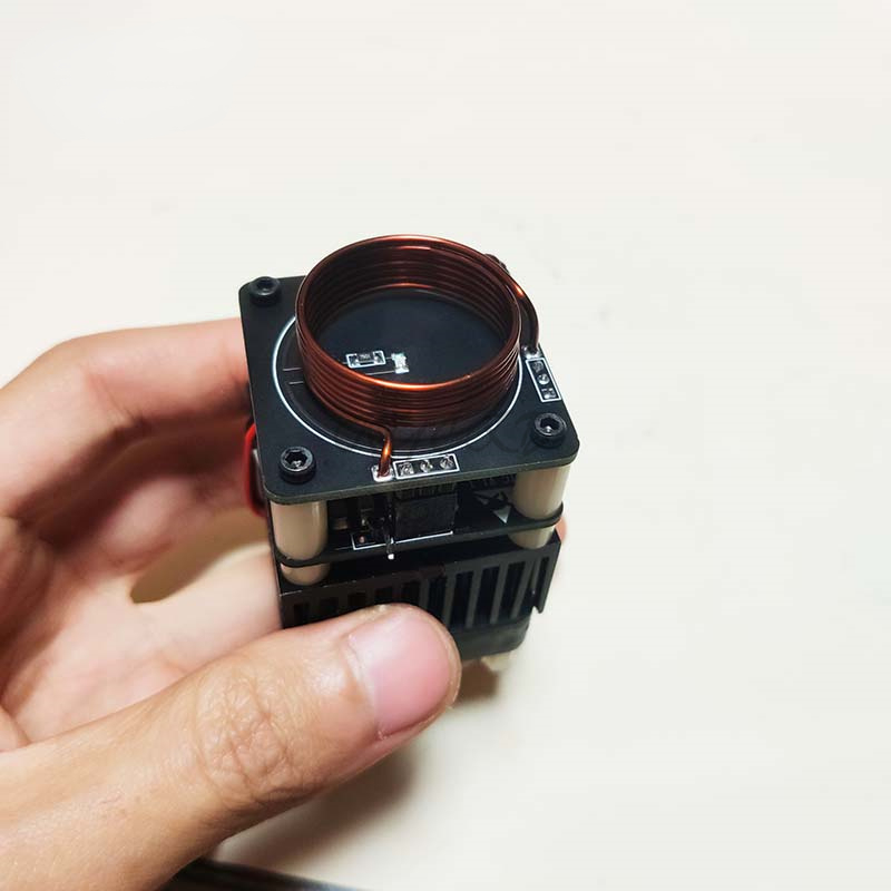 テスラコイル HFSSTC 10分間電子キャンドルプラズマフレーム