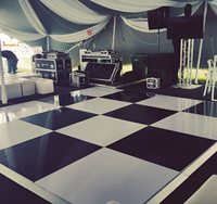 Piste de danse portative 20X20ft piste de danse à carreaux noir et blanc pour la décoration de lieu de fête de mariage