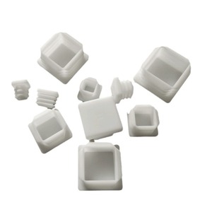 Bouchon carré blanc en plastique PE avec insert en caoutchouc pour tuyaux en acier, installation facile, origine Ningbo - Product Image 1
