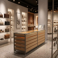 Lemari pajang kaca modern dengan rangka aluminium, laci, dan meja desainer untuk toko perhiasan, jam tangan, mal, dan butik.