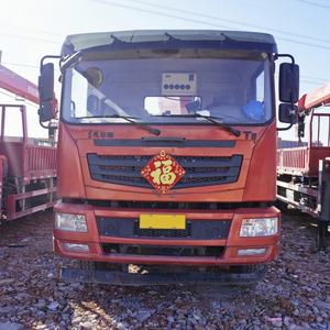 Grúa Telescópica Articulada de 12 Toneladas Usada, Camión Grúa, Grúa Montada en Camión en Venta - Product Image 1