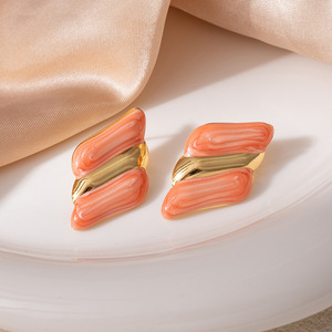 Pendientes de Acero Inoxidable con Diseño de Alas de Ángel, Estilo Francés, de ZGBROTHERS, con Gota de Aceite, Resistentes a la Decoloración, Joyería Exquisita de Alta Gama para Mujer - Product Image 4