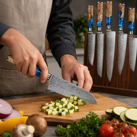 Ensemble de couteaux de cuisine vintage Damas 7 pièces avec manche en bois de résine bleue, revêtement antiadhésif, couteau de chef, Santoku, couteau à pain, couteau à éplucher, couteau utilitaire