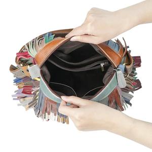 Sacs à bandoulière en cuir véritable rétro AndoBag, sac à main à franges avec empiècements de couleurs, sac fourre-tout grande capacité pour femmes 3091 - Product Image 4