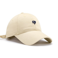 Gorra de Béisbol con Bordado de Corazón para Mujer, Parte Superior Suave, Talla Grande, Ajustable, Estilo Casual y Versátil, Tipo Sombrero para el Sol