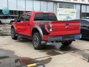 Ford F-150 SVT <span class=keywords><strong>Raptor</strong></span> 4x4 Pickup Usato del 2014 |   Motore V8 da 6.2L |   90.000 km |   Rosso |   Emissioni Euro V |   300-400 CV |   Fonte Autentica USA - Product Image 4