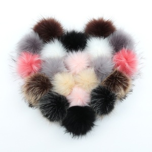mapache Fur pompom falso Fox de piel de imitación de bola de piel <span class=keywords><strong>Animal</strong></span> Pom pom botón para Beanie sombreros - Product Image 3