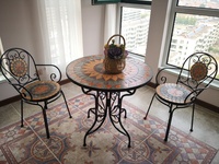 Mobilier de loisirs moderne européen en métal pour l'extérieur Table en fer Chaise Combinaison pour balcon, jardin, terrasse Commerce électronique transfrontalier