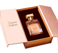 Boîte cadeau rigide en forme de livre avec fermeture magnétique de 100 ml, impression quadricolore, doublure en satin, insert en mousse