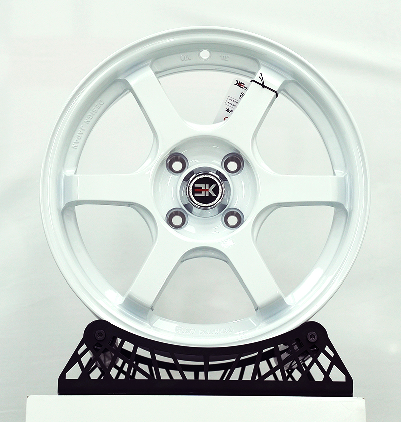 How to Choose the Best 4 Lug Wheels for Your Vehicle