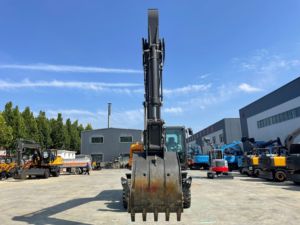 Iron Colossus, Dominator <span class=keywords><strong>de</strong></span> 21.5 Toneladas con Ruedas, Motor Cummins <span class=keywords><strong>de</strong></span> 153kw, Operación Pesada, Tranquilidad y Calma - Product Image 3