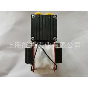Bomba de vacío de diafragma Knf PM26551-86 para analizadores de gases y muestreo CEMS - Product Image 4