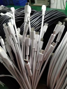 2024 nouvelle tendance de bonne qualité <span class=keywords><strong>micro</strong></span> PVC <span class=keywords><strong>usb</strong></span>-<span class=keywords><strong>c</strong></span> <span class=keywords><strong>micro</strong></span> coloré 1m <span class=keywords><strong>c</strong></span>âble <span class=keywords><strong>usb</strong></span> pour téléphone portable - Product Image 5
