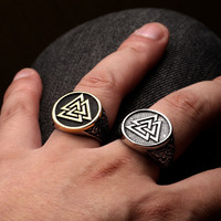 Bague Viking Valknut en acier inoxydable plaqué or à nœud celtique vintage, bijoux nordiques vintage pour homme - Cadeau de fête