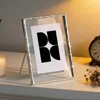 Nouvelle Arrivée : Cadre Photo Élégant Argenté, Design Minimaliste à Jointures en Bambou, Cadre Flottant en Fer avec Verre Argenté Électroplaqué