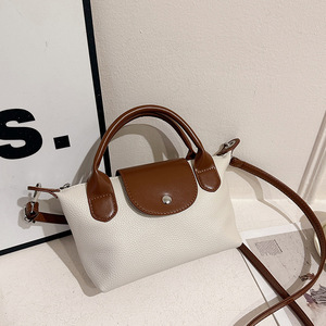Bolso de mano mini de piel sintética para mujer con contraste de color, asa superior, bandolera y correa extraíble con solapa a presión - Product Image 2