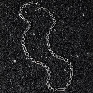 Nouveau Collier Chaîne Géométrique Design Simple Style Hip-Hop en Alliage pour Hommes, Vente Chaude 2026, Bijoux de Mode en Gros - Product Image 1