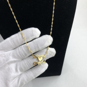 <span class=keywords><strong>Collana</strong></span> personalizzata all'ingrosso di gioielli in acciaio inossidabile con <span class=keywords><strong>doppio</strong></span> <span class=keywords><strong>nome</strong></span> personalizzato <span class=keywords><strong>collana</strong></span> con cuore - Product Image 4