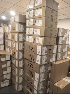 สวิตช์เครือข่ายรุ่นใหม่ C9200L-48P-4X-E ของแท้ 9200L 48 พอร์ต PoE 4 1G SFP Uplink - Product Image 3