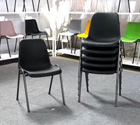 Chaise empilable moderne à texture martelée pour école, bureau, hôtel, conférence, événement, salle à manger, avec structure métallique