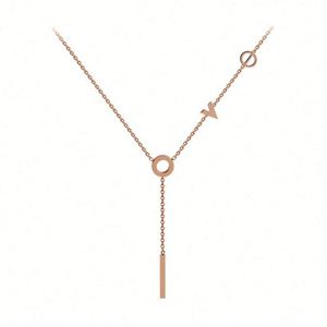 Collar de cadena de eslabones chapado en oro de acero de titanio para mujer, con dije de amor heterosexual pequeño, de lujo ligero, de nicho, estilo hip hop, a la moda. - Product Image 5