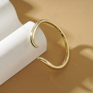 Brazalete Ajustable de Plata de Ley 925 Gemnel con Baño de Oro Vermeil y Circonitas Cúbicas con Incrustaciones Hechas a Mano - Product Image 6