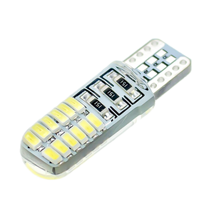 หลอดไฟ LED T10 รุ่นใหม่ สีเขียว ซิลิโคน 24 SMD 3030 LED สำหรับไฟอ่านหนังสือในรถยนต์ ไฟส่องป้ายทะเบียน ไฟจอดรถ - Product Image 1