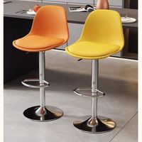 Chaise TUQ Bestseller, tabouret de bar moderne d'extérieur à hauteur réglable, assise rembourrée, design stable, structure métallique, pour hôtel, salle à manger, bar à domicile, 60-82cm