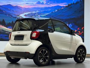 Smarts <span class=keywords><strong>Fortwo</strong></span> modèle 2015 1.0L 52kW Hardtop Passion Edition 2 places Voiture d'occasion - Product Image 2