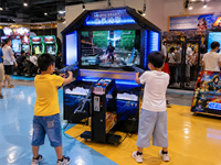 Machine d'arcade de tir à deux joueurs d'occasion, simulateur de jeu de tir à monnayeur, équipement de divertissement commercial