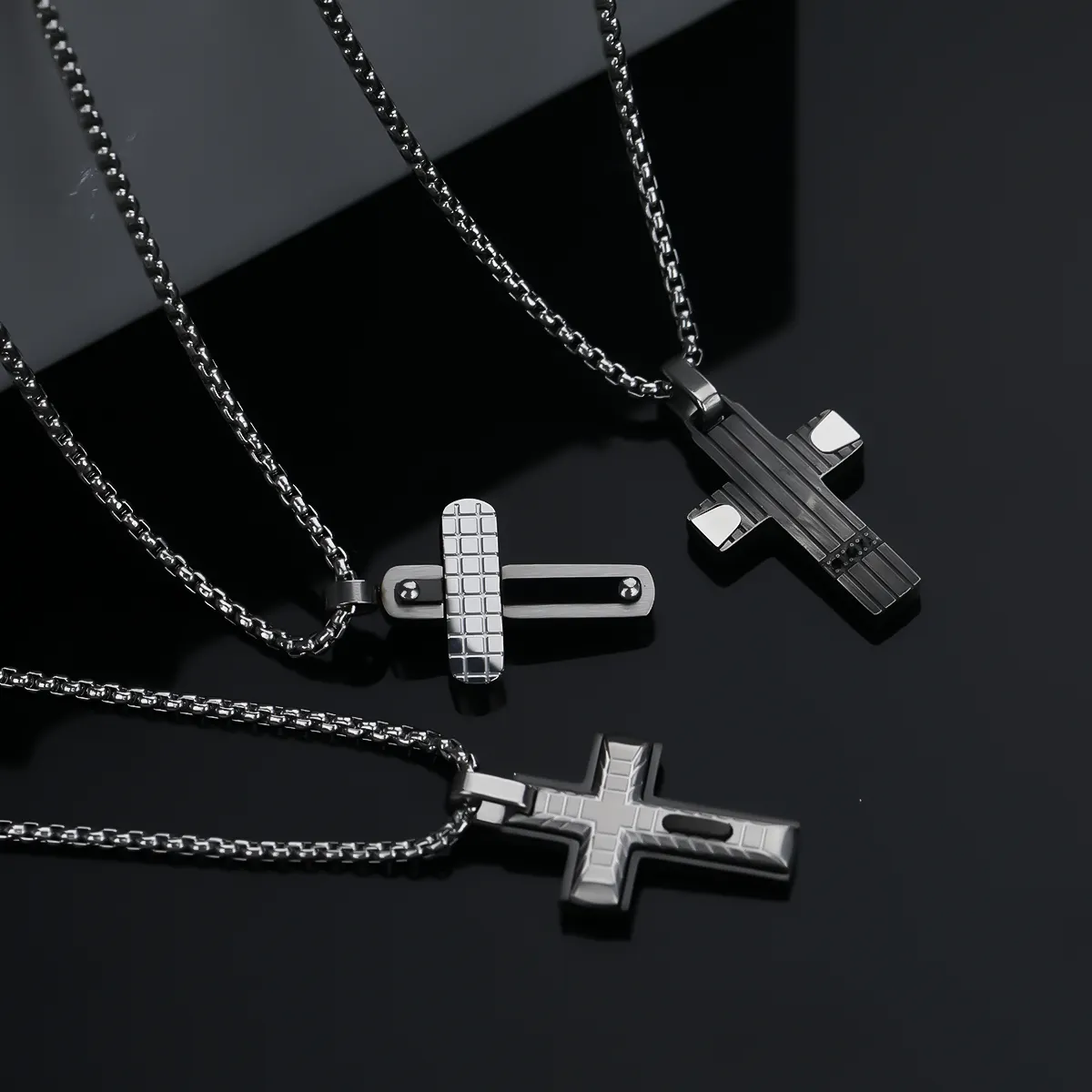 High Quality Fashion Stainless Steel Cross Pendant Necklace For Women Men Silver Black Chain Prayer Choker Jewelry