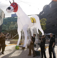 Caballo inflable gigante de la venta caliente 2025 para hacer publicidad