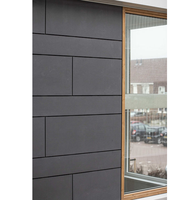 Revêtement architectural en panneaux de fibres-ciment à joint vertical, rainuré, ignifuge, pour extérieur et intérieur