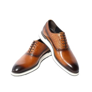 Zapatos Oxford - Zapatos de Cuero para Hombre - Estilo Británico de Negocios, Pintados a Mano y con Relieve, Zapatos Formales de Moda - Product Image 5