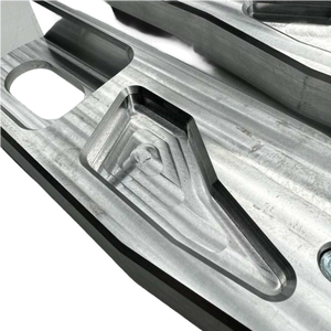 Extension de bras oscillant en alliage d'aluminium CNC personnalisée pour pièces de dérive cascadeur de moto R1 <span class=keywords><strong>RN19</strong></span> - Product Image 5