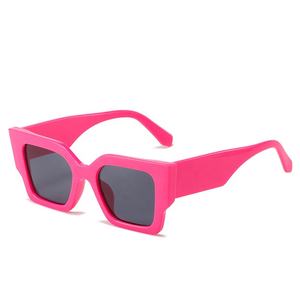 2023 chaud logo personnalisé surdimensionné carré oeil <span class=keywords><strong>de</strong></span> chat lunettes <span class=keywords><strong>de</strong></span> soleil pour les femmes Rose rouge nuances marque <span class=keywords><strong>de</strong></span> luxe lunettes <span class=keywords><strong>De</strong></span> soleil <span class=keywords><strong>De</strong></span> Sol Oculos nuances - Product Image 4